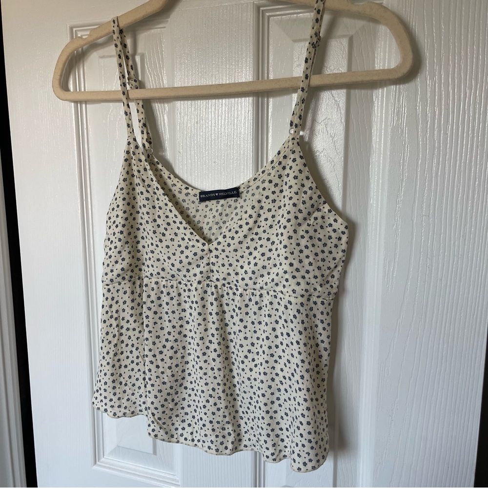 NWOT Brandy Melville Floral Tank